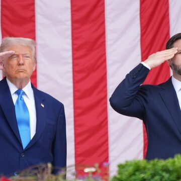 14 Дональд Трамп оставил Джей Ди Вэнсу секретные инструкции на случай своего убийства