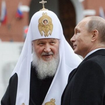 ЕС планирует включить патриарха Кирилла и руководство РПЦ в новый пакет санкций