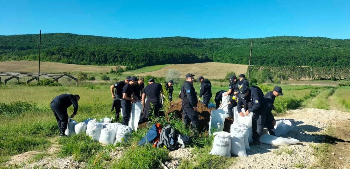 Режим повышенной готовности в двух селах района Кэлэрашь: существует риск прорыва дамб, возможна эвакуация жителей