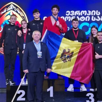 23 Молдавский самбист Максим Юхневич завоевал бронзу на чемпионате Европы в Тбилиси
