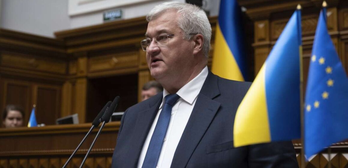 24 Украина и Венгрия перезапускают диалог: стороны обсудят права венгров в Закарпатье