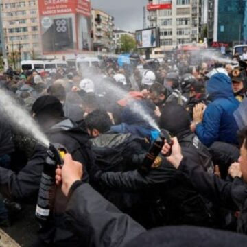 День труда в Стамбуле: протесты, вмешательство полиции и массовые задержания