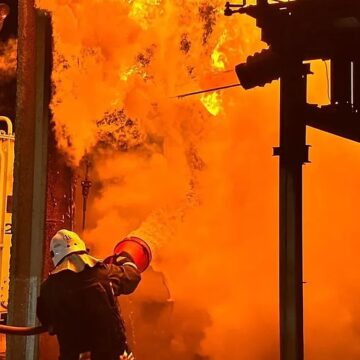 Украина наносит удары по стратегическим нефтяным объектам России