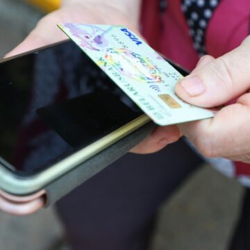 Борьба с телефонным мошенничеством: партия Усатого предложила новые меры контроля