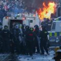 «Вместе против ненависти»: тысячи жителей Белфаста вышли на митинг против расизма