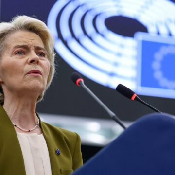 351 Фон дер Ляйен призвала ЕС готовить мандат на переговоры с Россией по Украине