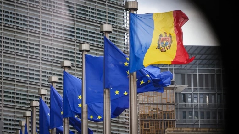 355 «Monitorul Oficial» опубликовал список граждан Молдовы, попавших под санкции Евросоюза