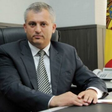 Бывший глава Налоговой службы Николае Викол избежал тюремного заключения