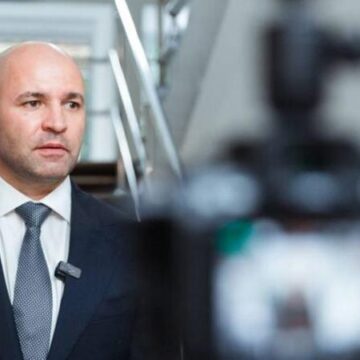 Проблемы с прозрачностью: CEIISS блокирует инвестиции Fly One