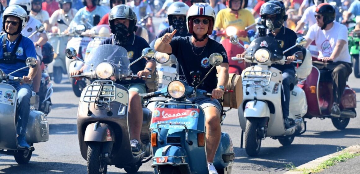 Рим отмечает 80-летие Vespa — одного из символов Италии