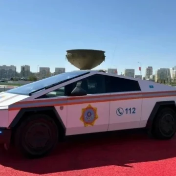 Спасатели Казахстана пересаживаются на Tesla Cybertruck