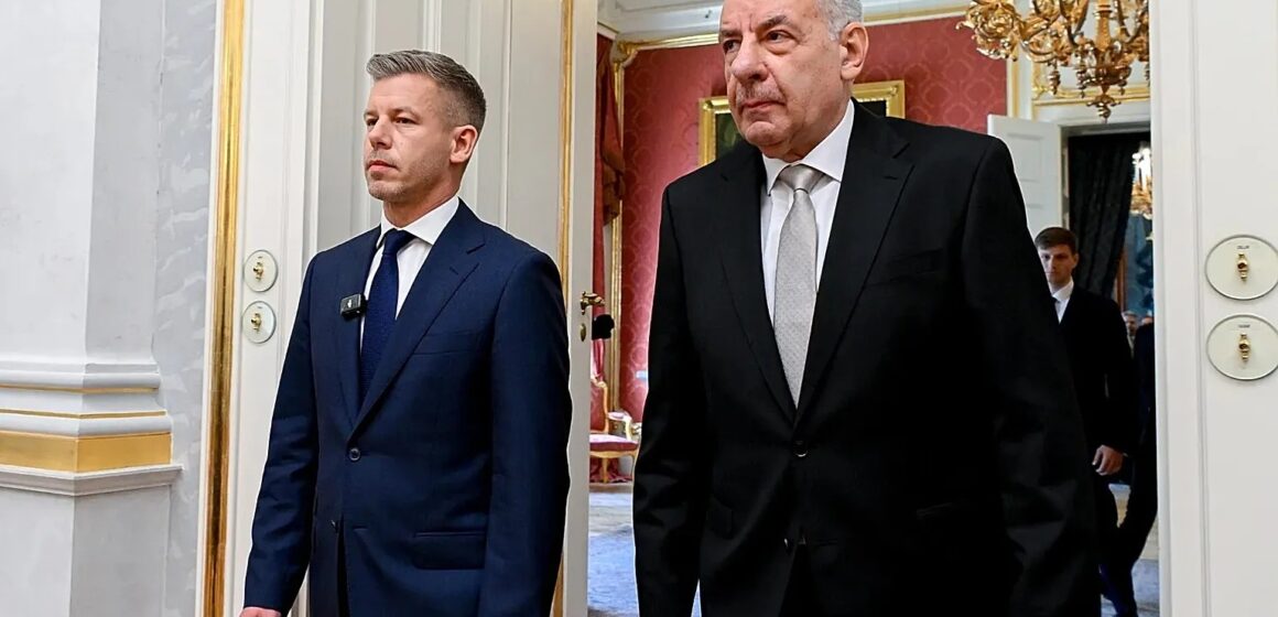 Начало политического кризиса в Будапеште: Президент Венгрии игнорирует ультиматум премьер-министра Петера Мадьяра