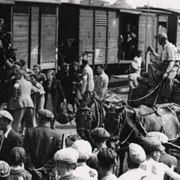 В Кишинэу и Бэлць пройдут памятные мероприятия к 85-й годовщине сталинских депортаций