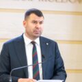 Костюк призвал граждан выйти на протест против повышения НДС