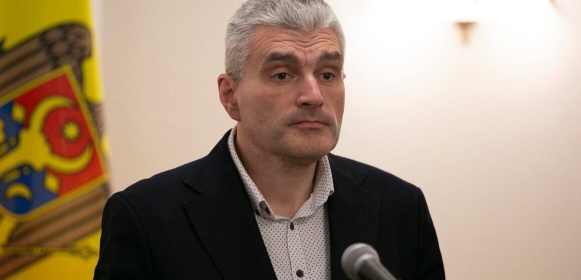 731 Александру Слусарь покидает «Energocom», возмущенный запросом о повышении тарифа: «Заявка появилась внезапно, без обсуждения в совете»