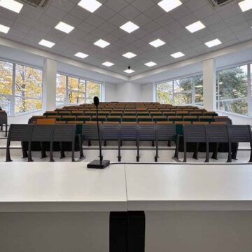 В этом году в университетах Молдовы выросли цены на обучение. На некоторых специальностях контракт достигает 70 000 леев