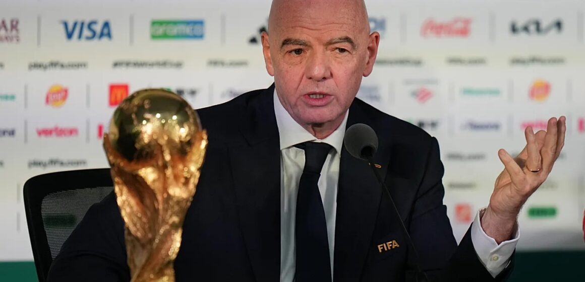 УЕФА пригрозил бойкотом будущих чемпионатов мира из-за плана ФИФА привлечь частных инвесторов